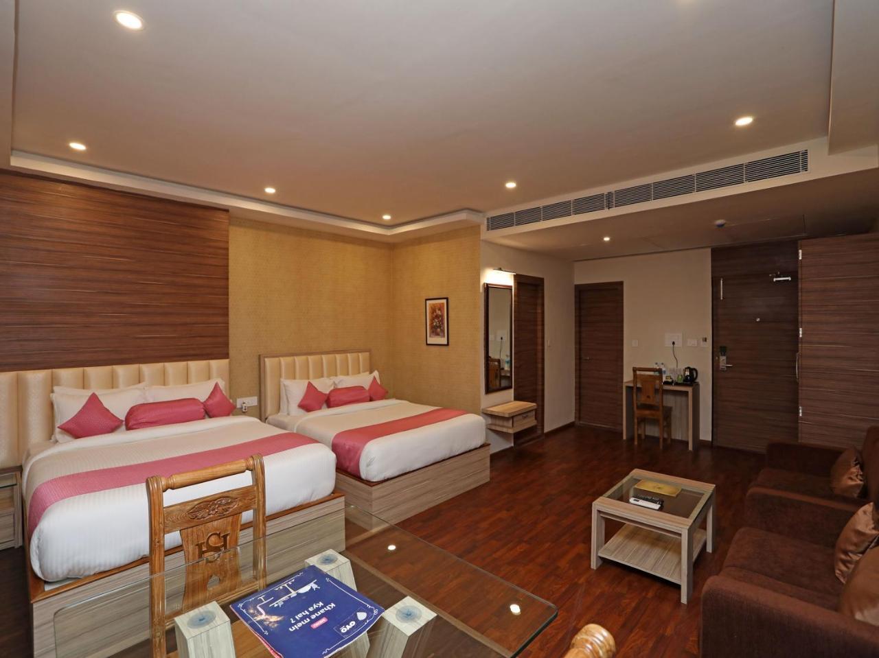 Oyo 16835 Stayotel Kolkata Airport מראה חיצוני תמונה